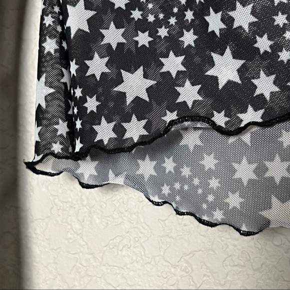 NEW FREE PEOPLE Y2K Sheer Star Tie Front Ruffle V-Neck Long Sleeve Crop Top XS - Picture 11 of 15